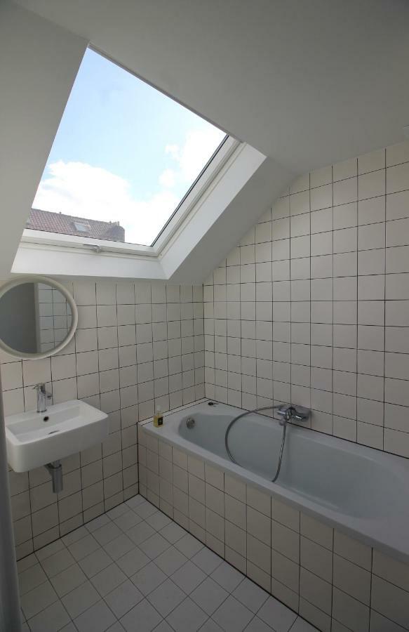 Canopée guesthouse Ixelles Exterior foto